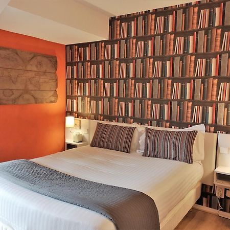 Pey La Tour - Logis Hotels & Restaurant Salleboeuf ภายนอก รูปภาพ