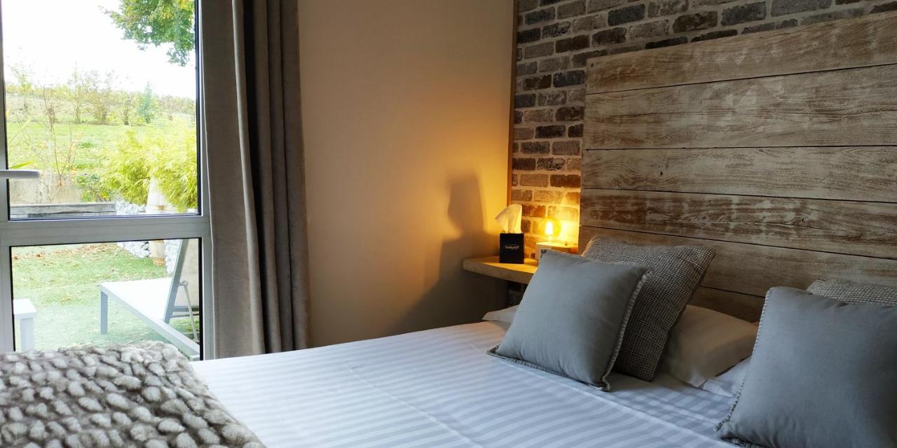 Pey La Tour - Logis Hotels & Restaurant Salleboeuf ภายนอก รูปภาพ