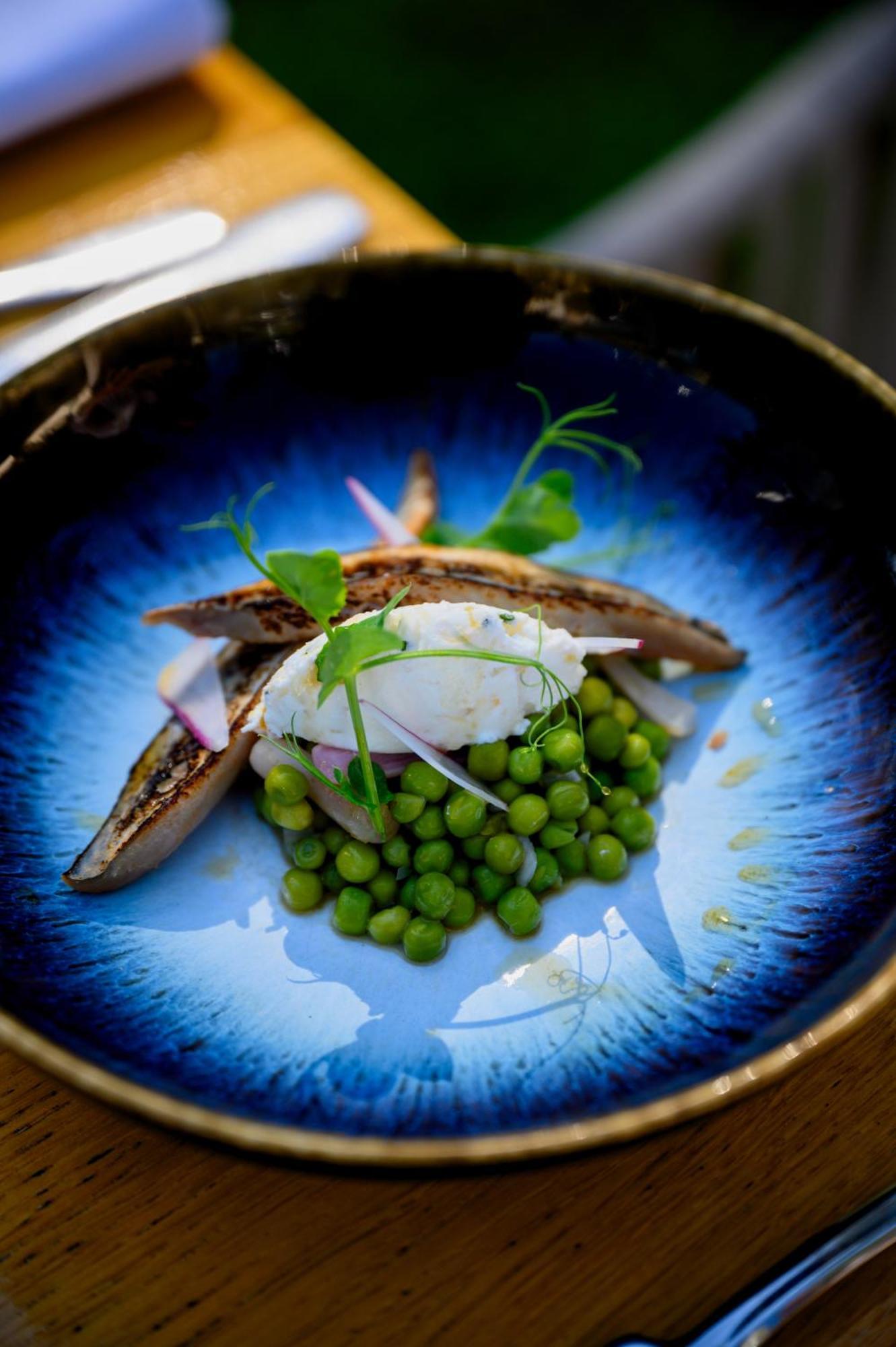Pey La Tour - Logis Hotels & Restaurant Salleboeuf ภายนอก รูปภาพ