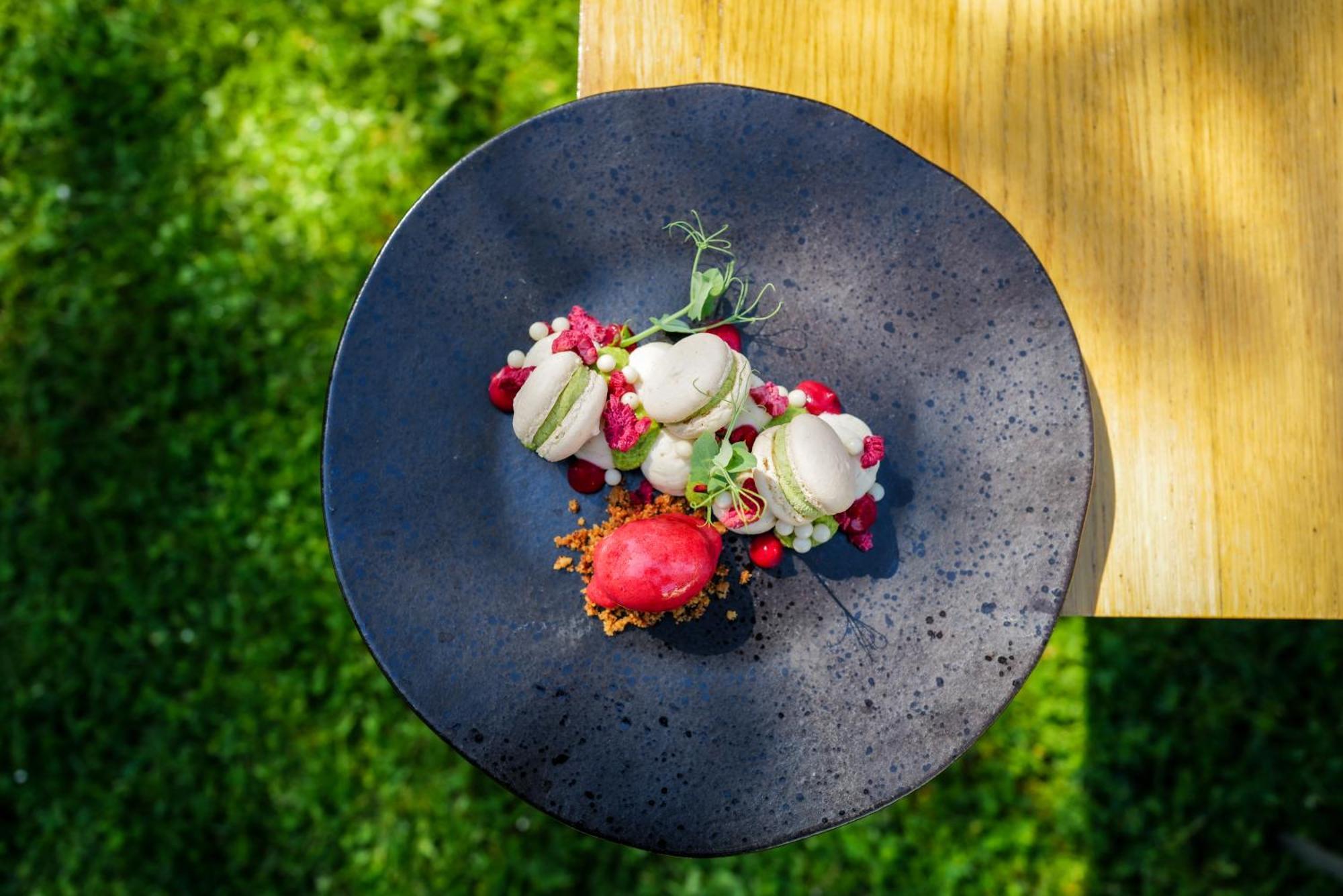 Pey La Tour - Logis Hotels & Restaurant Salleboeuf ภายนอก รูปภาพ